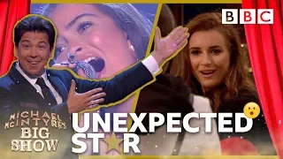 Dani Dyer's 💖🏝 cringy prank on unsuspecting fan! - BBC