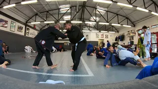 White Belt vs. White Belt //Rolling with Ray - 1