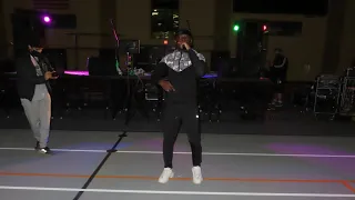 Je Skido Live Performance