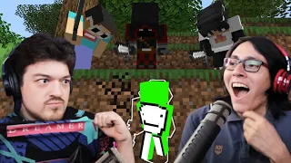 Reacting to Minecraft Survivor VS 3 Hitmen...