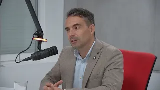 „A feladatom az, hogy sámán legyek. De nem akarok Orbán-epigon lenni” – Vona Gábor | Bezzeg - Hír.FM