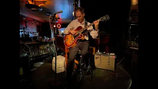 Solo Jazz Guitar - Andy Brown Solo at the Green Mill 4/29/21