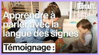 Apprendre la langue des signes à des enfants entendants