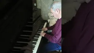 "Чорнобривці" Юрий Цатурян (фортепиано)