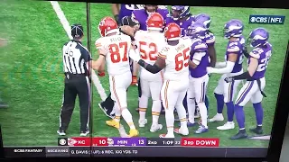 Travis Kelce Injury *SHOWN*