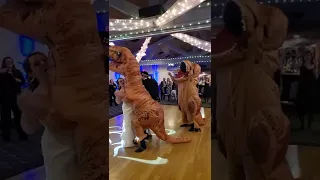 T-rex Wedding