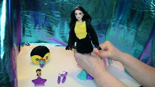 Barbie Cutie Reveal Jungle Series Toucan Doll Review