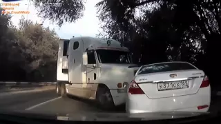 Аварии грузовиков Сентябрь 2015 Truck Crash Compilation September 2015