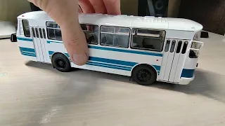 ЛАЗ 695 Н Кобальт DEMPRICE масштаб 1:43