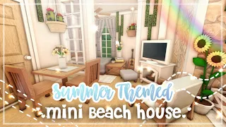 No Gamepass Summer Themed Tiny Beach House Speedbuild and Tour - iTapixca Builds