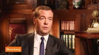 Dmitry Medvedev: U.S. Sanctions Against Russia a Dead End, No One Wins