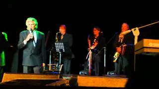 Toto Cutugno in Vladivostok 25_11_2011- L'ete Indien (Africa) Live.MP4