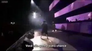 Eminem - Love The Way You Lie LIVE [LEGENDADO PT-BR]