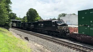 Train in Toccoa ￼, Georgia ￼