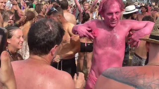 OZORA Festival 2017 - Pink man dancing