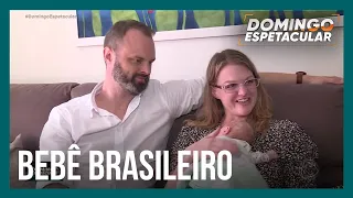 Casal dos EUA tem filho no Brasil e não consegue voltar para casa por problemas com documentação