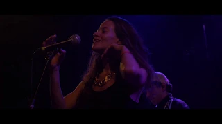 Emmanuelle -  Italove (Live)