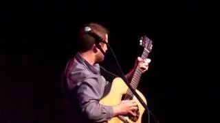 Dan Bankhurst playing a Merle Travis Medley at the Merle Travis Music Center