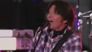 John Fogerty & Dave Grohl (Foo Fighters) - "Fortunate Son" on Jimmy Kimmel!