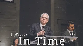 A Moment of Time (Un momento en el tiempo) - Evangelist Wade Bass