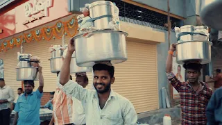 A Visit to Dharavi's Idli Makers | Making 800 idlis and 1500 vadas in two hours