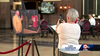 Union Station creates Len Dawson memorial, has book people can sign