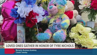 Tyre Nichols' loved ones gather in honor with vigil