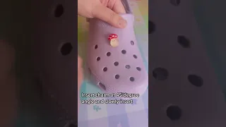 How to put in croc charms | How to take out croc charms | Inserting and taking out shoe jibbitz