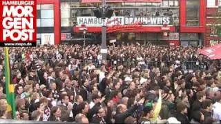 Aufstieg St. Pauli 2010: Public Viewing auf dem Spielbudenplatz