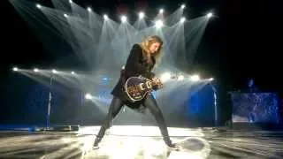 Whitesnake  - Joel Hoekstra guitar solo, Moscow 08/11/2015.