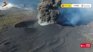 4/10/21 Estado del “manto” de cenizas en el entorno del cono principal. Erupción La Palma IGME
