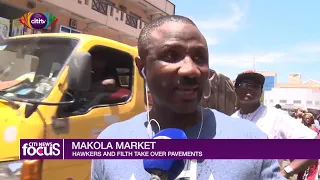 Hawkers and traders take over pavements and walkways at Makola Market