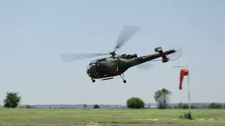 Alouette III Helicopter Tactical Flying! Hiding behind trees, speed run & stall turn.