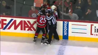 Brandon Bollig takes exception to a Mark Borowiecki hit 11/15/14