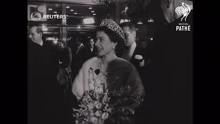 Queen Elizabeth attends w the Dke Of Ed. Premiere of &quot;KING RICHARD THE 3RD Vivien Lei...(1955)