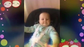 Як малюк розмовляє в 6 місяців