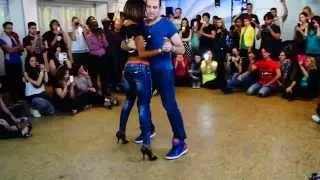 Paris Kizomba Congress 2014 - Isabelle et Felicien - leading & connection