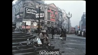 Busy Day in Piccadilly Circus, 1975 - Film 1093224