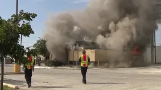 Abandoned restaurant erupts into flames on SW Side