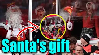Fans go crazy for Xmas gifts from TAYLOR SWIFT's brother