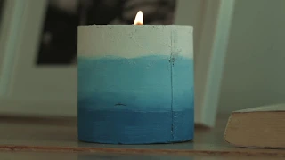 Create Fun And Colourful Candles With This Delightful DIY Ombré Idea