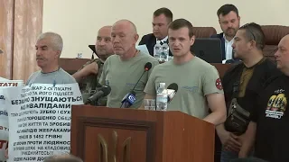 Як депутати облради голосували за відмову виділяти землю «Валки-Ільменіт»