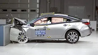 2014 Mazda 6 moderate overlap IIHS crash test