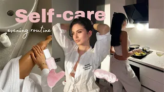 Self Care evening routine 🤍🛁 | DIY manicure, everything shower, skincare, gym, Ultrahuman ring