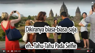 Detik-detik Para Bule Terkejut Melihat Keindahan Candi Prambanan