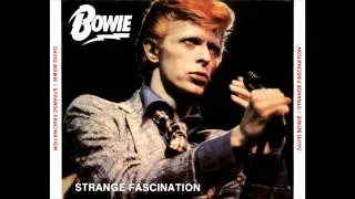 David Bowie - The Gean Genie LIVE @ Universal Amphitheatre, LA (1974)