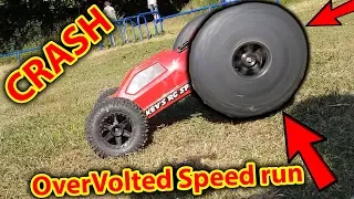 Traxxas Rustler OVER VOLTED Speed Run on Grass Attempt - CRASH!!