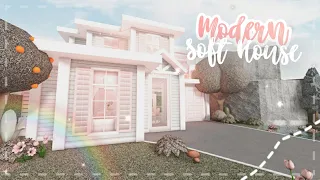 Minami Oroi Bloxburg Speedbuild and Tour  Modern Soft Two Story Blush House July 2 2021