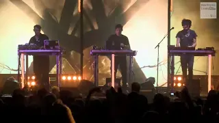 Moderat 'Let Your Love Grow' Live in Cologne 2010 (Electronic Beats TV)