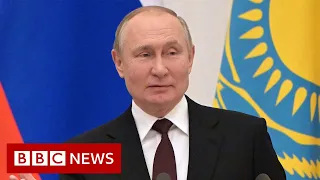 Russia does not want war, Putin says - BBC News